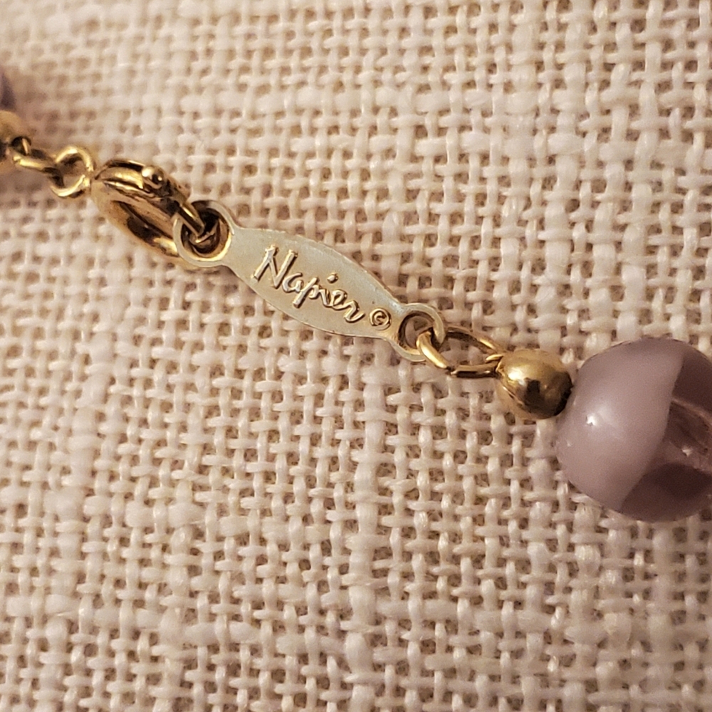 Vintage NAPIER Signed Lavender Glass Bead Necklace with Gold Accents - Picture 4 of 4